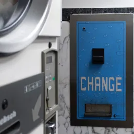 Change Machine Shutterstock 1632613738